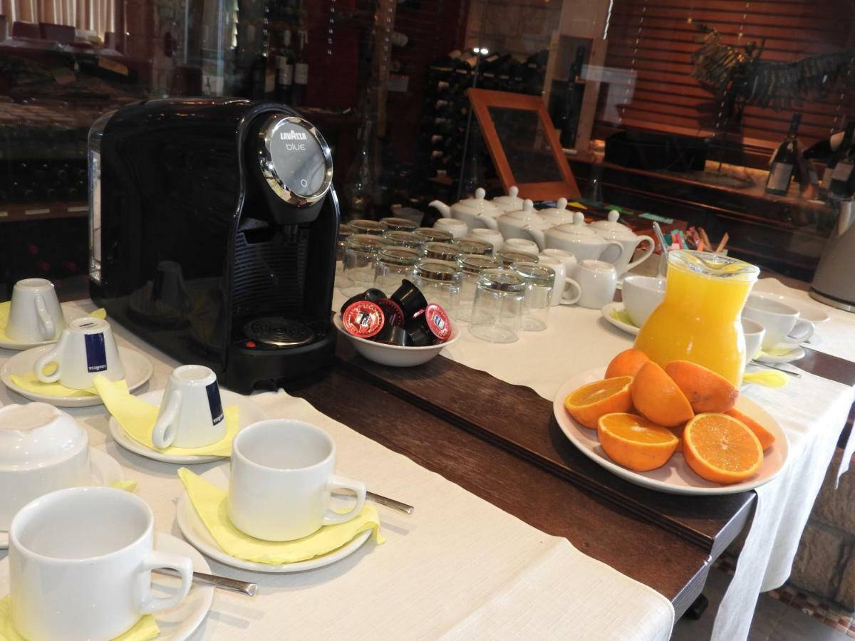Hill View Hotel Apartments Пісурі Екстер'єр фото